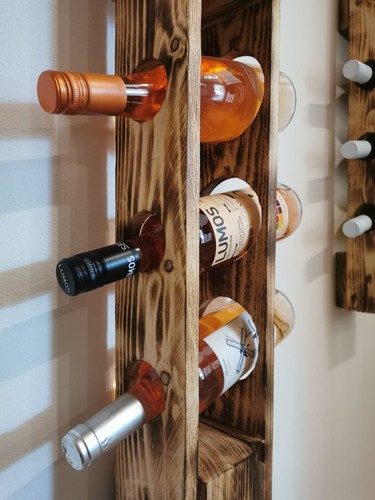 Rustikales weinregal geflammt - rustikales, weinregal,